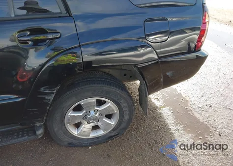 2005 Toyota 4Runner Limited V6 z USA, uszkodzony, nr VIN JTEZU17R358026974